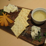 彩屋 - カマンベール、ゴルゴンゾーラ、ミモレット