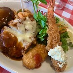 ハンバーグレストランHACHI - 全てのおかずが楽しめますね♡