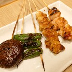 246148657 - 奥三河鶏もも(220円)奥三河鶏皮(220円)串焼きししとう(176円)
                        串焼きしいたけ(176円)