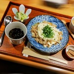 izakaya草 - 焼きめし たまごのせ