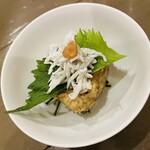かんじんかなめ - 梅、シラス、紫蘇、焼きおにぎり、刻み海苔。 出汁は別添え
