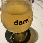 Dam brewery restaurant - デイリーレタービール。澄んだ色とフルーティな味がギャップ萌え。