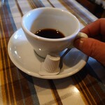 Wood stock - コーヒーの量とカップの大きさに対して
                      コーヒーカップの取っ手が小さすぎて
                      下から支えてやらないと、凄く持ちにくい（笑）