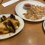 ASIAN RESTAURANT &BAR HALKA - 自家製鶏皮