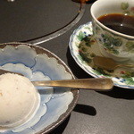 ステーキハウス 村岡 - アイスと挽きたてコーヒー