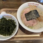 しあわせ中華そば食堂 にこり - 背脂中華そば 有明産ばら海苔