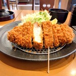 Katsutomi - 厚切りリブロースかつ250g