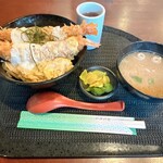 Santosu - エビフライ丼