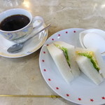 SWING - 料理写真:2014.03 その日のモーニングはサンドイッチでした。