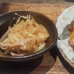 鳥茂 - お通し、上シロ