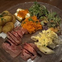 クインチチェントラーレ - 前菜７種盛り合わせ