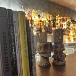 TAKE 5 Bar & Cigar - 店の雰囲気