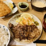Yuurakuchou Umanoya Gakuya - アジフライと牛タン定食