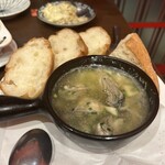 和食ビストロ寛 - 牡蠣アヒージョ