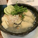 Oo Hashi - 牡蠣のエスニックラーメン