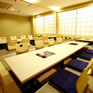 For various banquet scenes. All rooms are completely private for entertainment, meetings, and meetings.