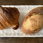 たむらパン - クロワッサン　360円　きなこバゲット　290円