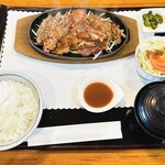 亀屋食堂 - 