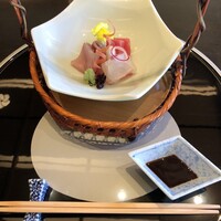 紀尾井 なだ万 - 