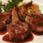 Lamb chops with Asian BBQ sauce