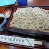 Marukaya - もりそば600円(税込)
                色白で美しいお蕎麦は力強い歯応えで喉越しも抜群♪
                めんつゆのお出汁が美味しい(⁠ ⁠ꈍ⁠ᴗ⁠ꈍ⁠)
                ボリュームもあるし、お値段以上に美味しいお蕎麦です。