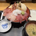 魚菜屋 - 