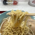 Kurumaya Ramen - 麺は固めな茹で加減