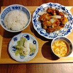 幸福中華 サワダ - 黒酢豚定食