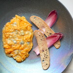 Gorgonzola cheese and scarlet egg "melty omelette"