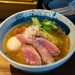Kamodashi Chuukasoba Menya Yoshiki - 特製の鴨出汁中華そば（塩）