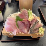 埼玉漁港 海鮮食堂 そうま水産 - 映える。刺身なんてなかなか食べない。