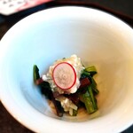 和食堂Gon - わらび、法蓮草、筍の玉ねぎ麹和え