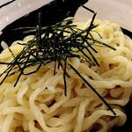 俺の中華たなか家 - 麺はピカピカ✨ツルツル♬