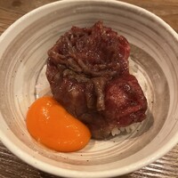 炭火焼肉ホルモン うしごろ 中目黒店 - 