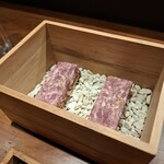 レストラン・カワサキ - パテドカンパーニュは、猪と鹿肉で仕込まれていて、奥が深い味わいとなっています。