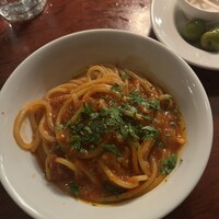 カルネジーオ イースト - 