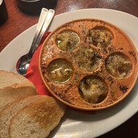 カルネジーオ イースト - 