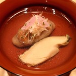 伯雲 - 毛蟹の入った蓮根饅頭と島根の黒鮑のお椀