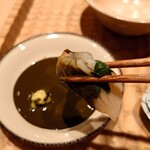 伯雲 - 鮑の肝ソースで戴きます。