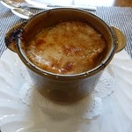 プティレストラン グーテ - オニオングラタンスープ