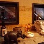 ヴァサラロード - 窓辺