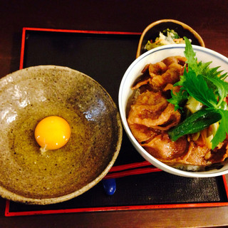 神戸牛丼　広重