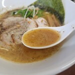 ラーメン香華 - 濃厚なスープ