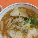 蓬来 - ワンタン麺