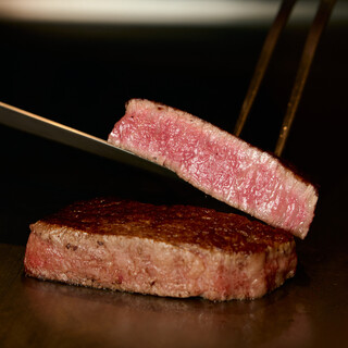 【シェフの目利きで叶える】良質な黒毛和牛を楽しむ。肉寿司も◎