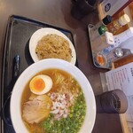 平達食堂 - にぼ達 半チャーハンセット