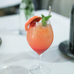 マホロバ フォレスト - ＮＯＮ ＡＬＣＯＨＯＬ ＣＯＣＫＴＡＩＬ 自家製ノンアルコールカクテル 季節の果実のシュラブ☆