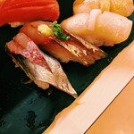 Sushi Bar にぎりて - 