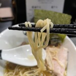Menya Yoshi - 細めの麺