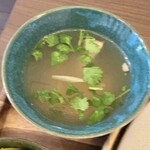 Butterfly Pea - ランチセットのトムヤムスープ